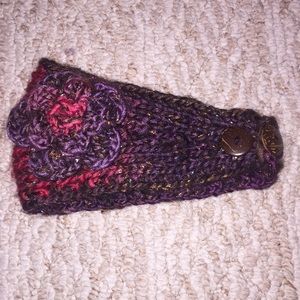 Crotchet headband with flower